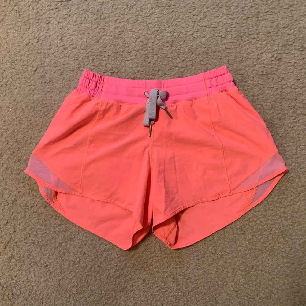 Lululemon Hotty Hot Short 4”